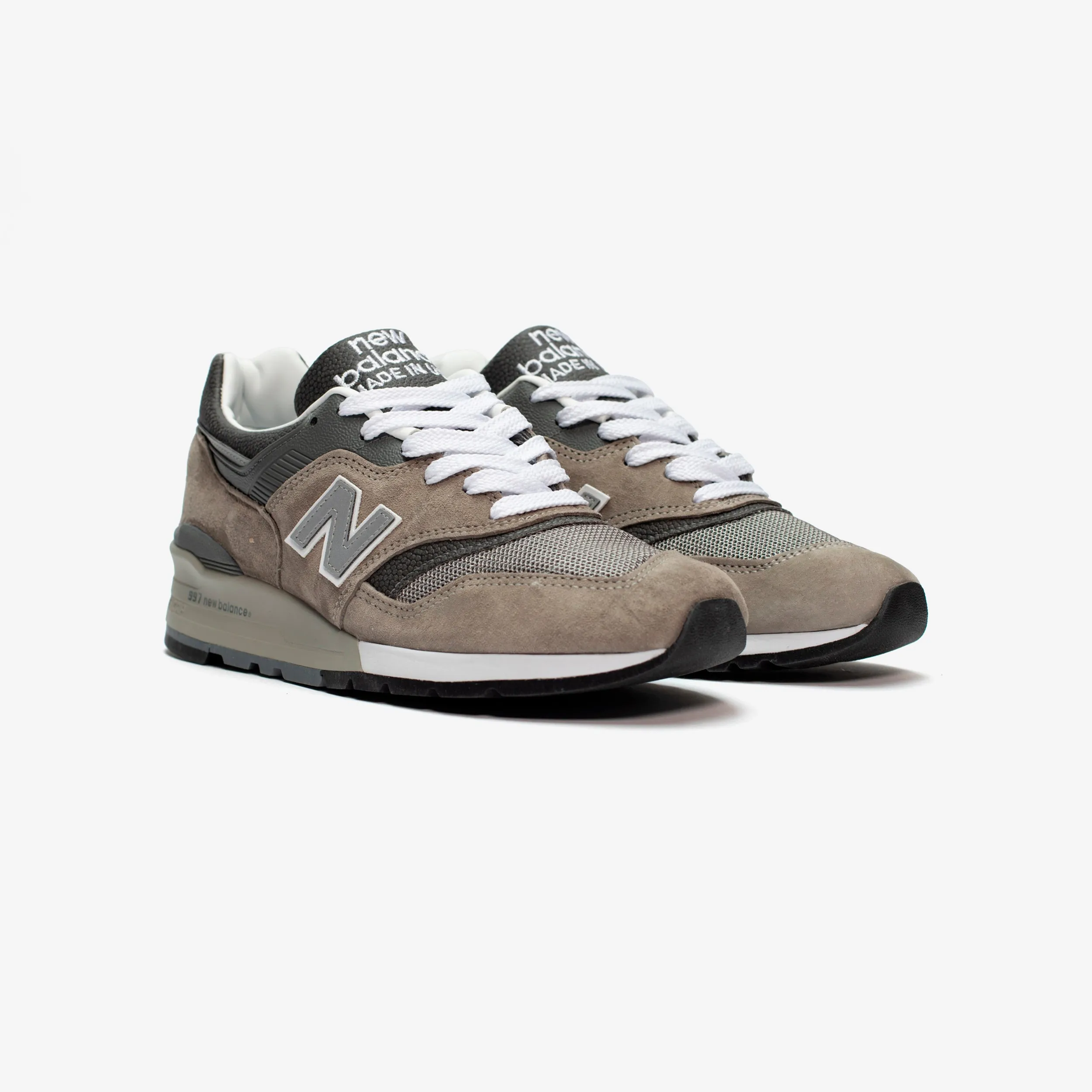 997