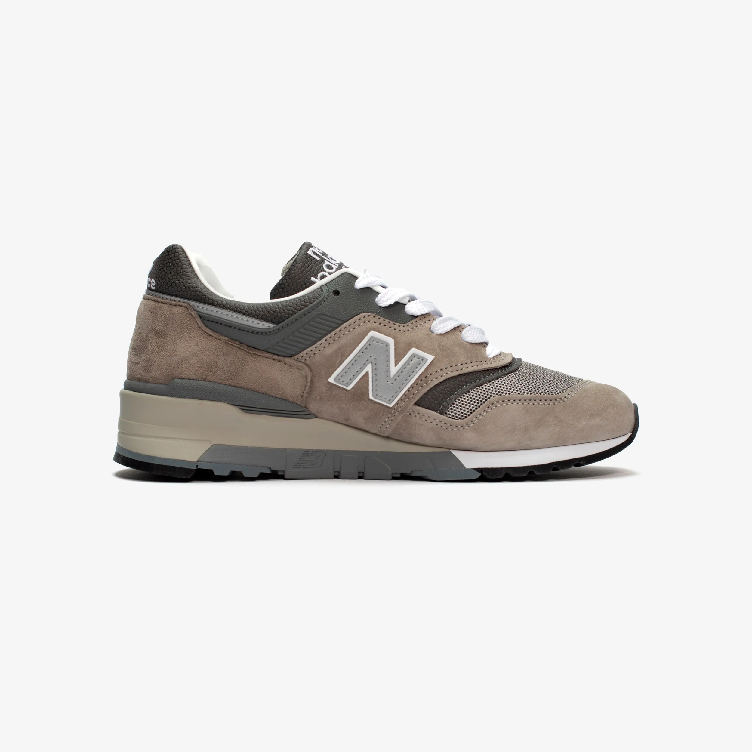 997