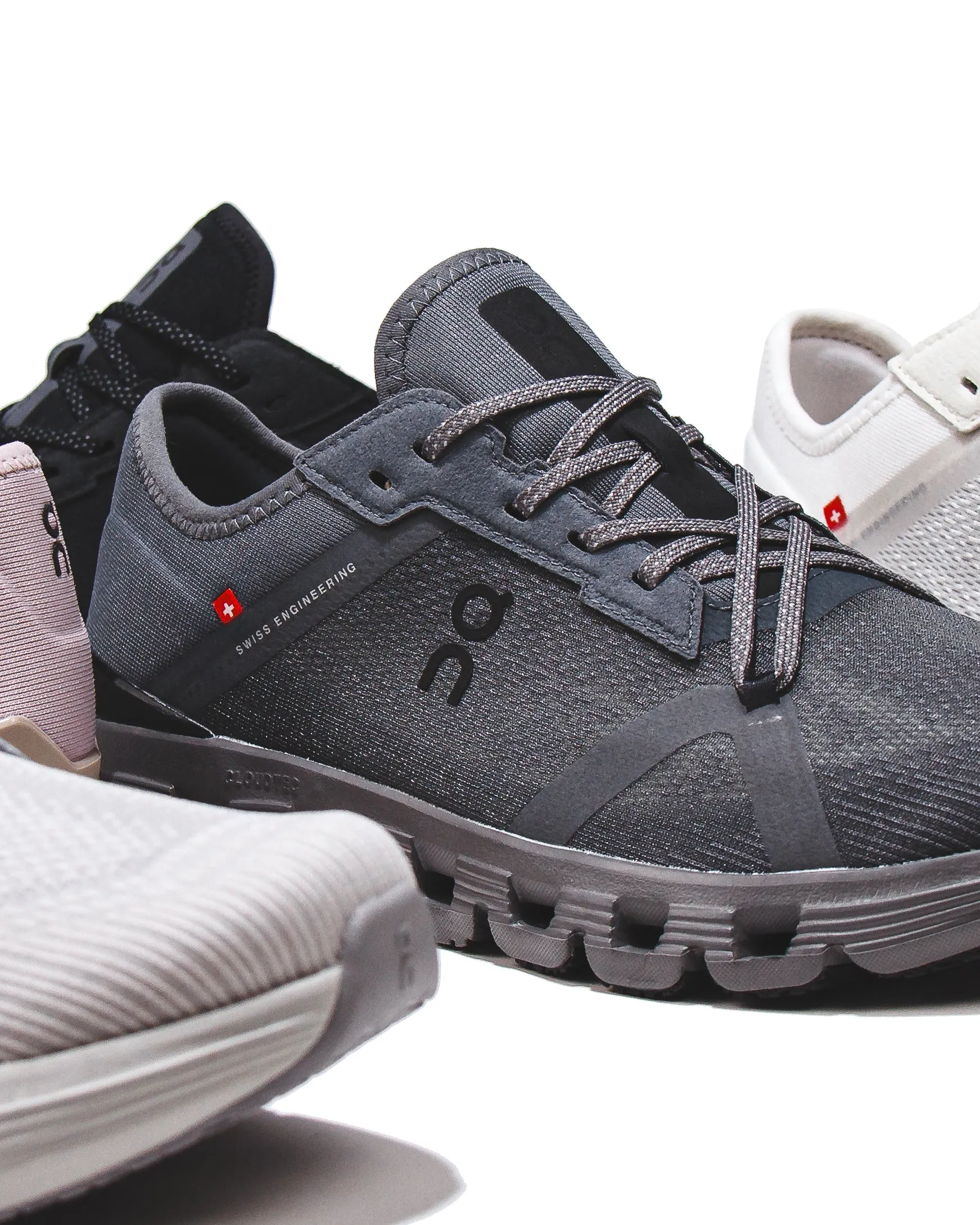ON Women Cloud X 4 AD Black Asphalt 3WF10170397